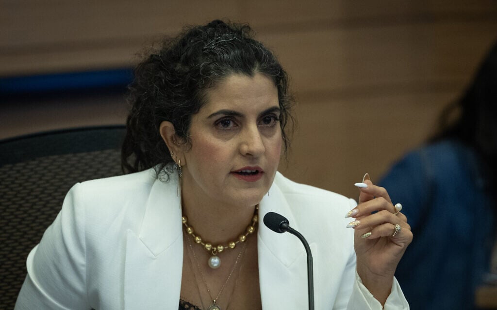 Knesset legal adviser: Replacing defense panel head could taint Haredi enlistment law