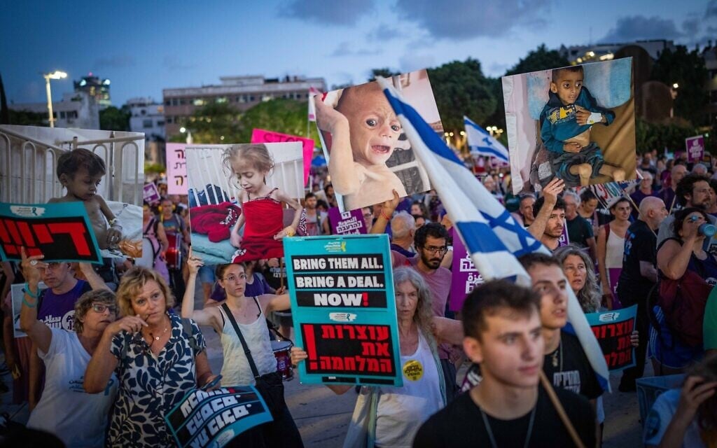 Hundreds of artists sign petition demanding Israel end ‘horrific’ Gaza war