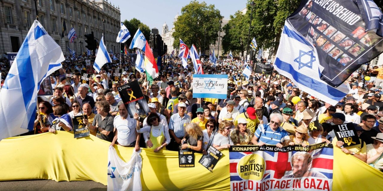 Reform rabbis made to leave stage at London hostage rally after calling for end to Gaza war
