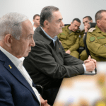 Political and Military Leadership At Loggerheads: Conquer Gaza Or Extend Siege?