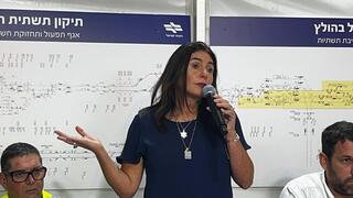 Transport minister blames attorney general for traffic chaos as rail crisis drags into second week