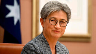 Australian FM says Netanyahu ‘isolating Israel’ amid escalating diplomatic showdown