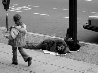 Social loafing and the bystander effect: Why we act differently in groups