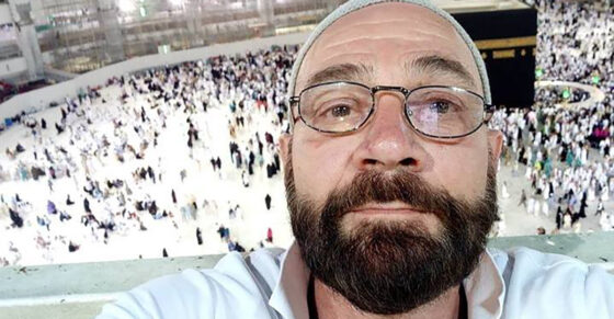 Shayne Chester: The Artist Who Wants to ‘Wash Zionist Filth’ From Australia