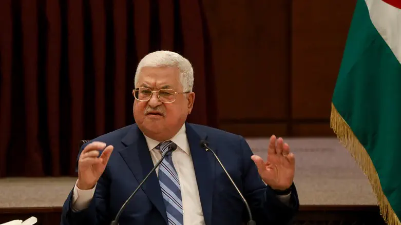 Abbas welcomes recognition of Palestinian state by Canada, UK, Australia
