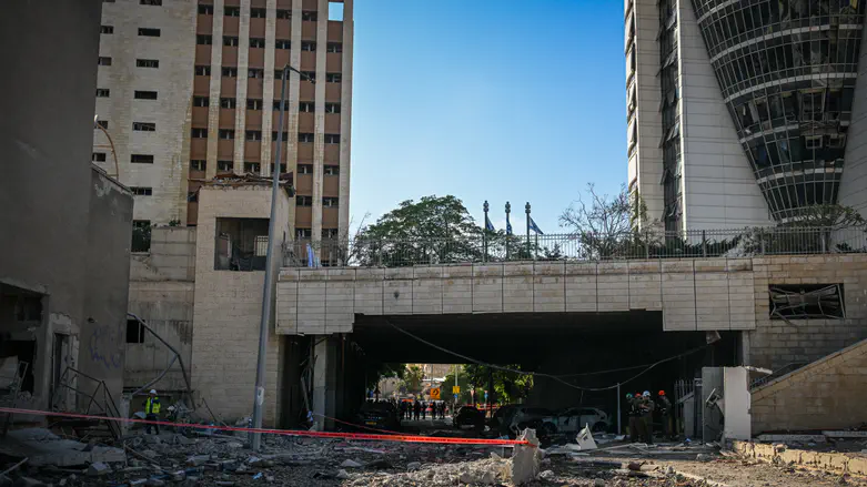 Cleared for publication | New footage: Iranian missile strikes iconic Haifa tower