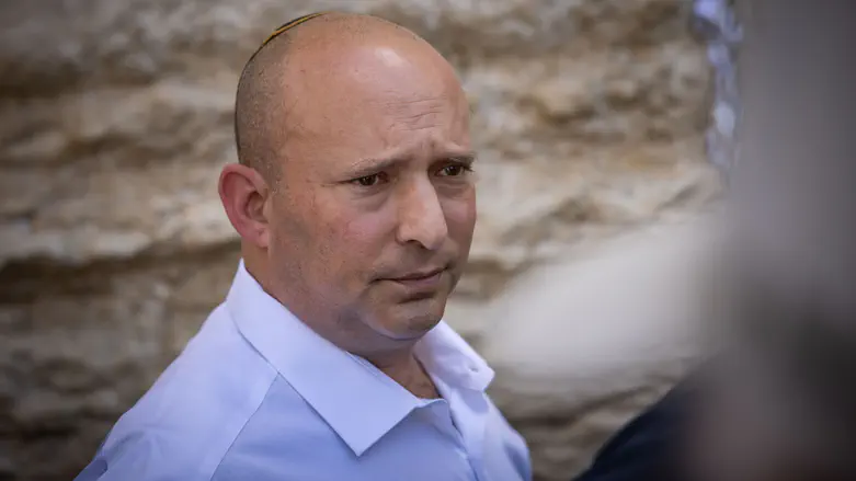 Bennett promises elections will remain on schedule