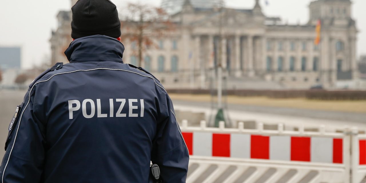 WWII bomb forces overnight evacuation in central Berlin