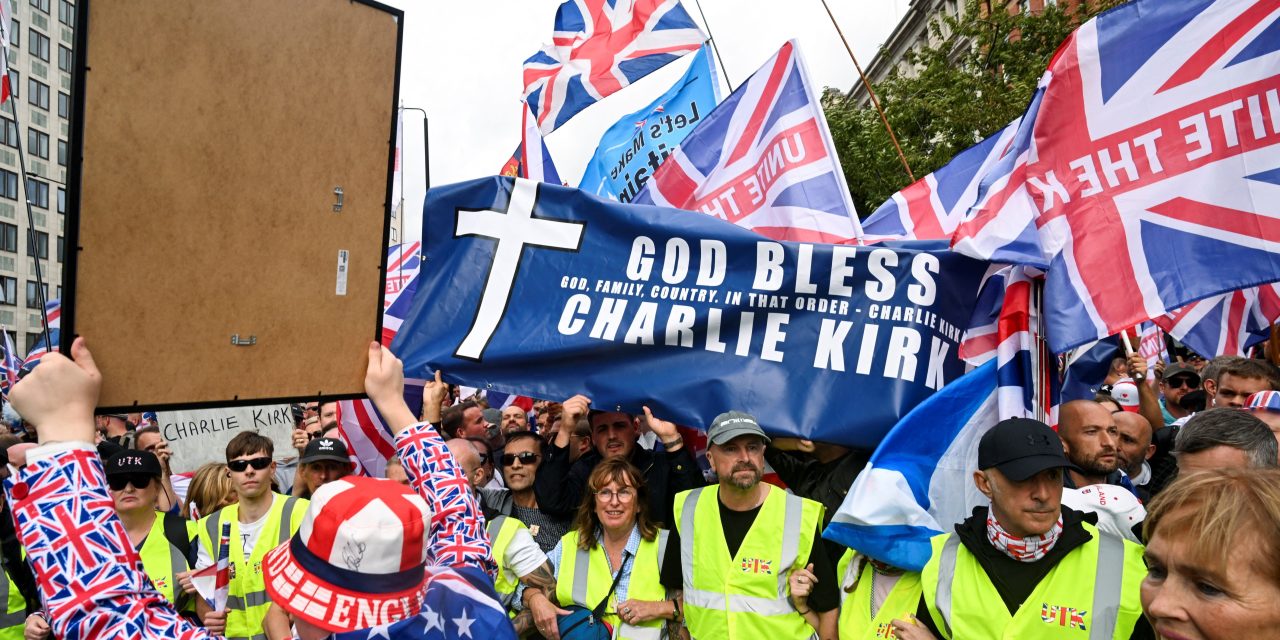 Waving British and Israeli flags: Tens of thousands attend anti-immigration march in London