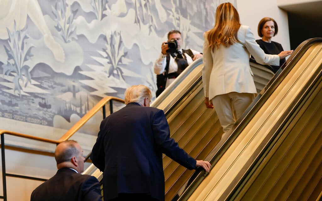 UN chief blames Trump’s videographer for failed escalator