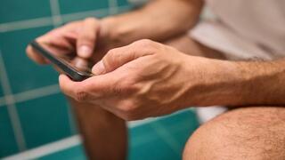 Scrolling on your phone while on the toilet sharply raises risk of hemorrhoids