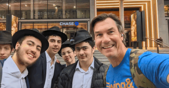 Jerry O’Connell Stands With Israel
