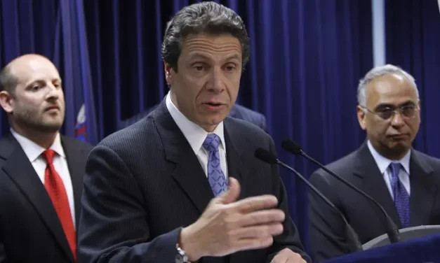 Cuomo secures broad Jewish support after Adams drops out