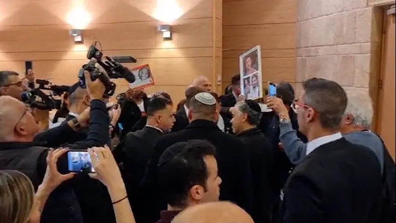 Coalition pushes for inquiry committee into massacre
