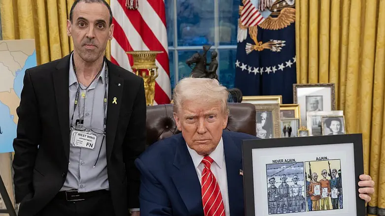 Captivity survivor gifts President Trump his book: ‘You got me back by life’