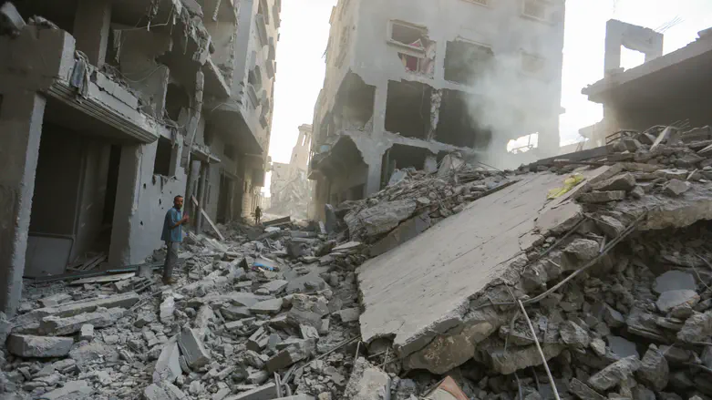 Palestinian Authority official takes aim at Hamas