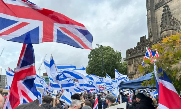 After Yom Kippur murders: Psalms said in central Manchester