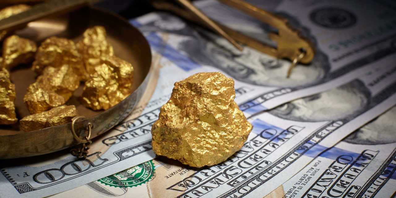 US Dollar Drops 50% Against Gold Since 2021