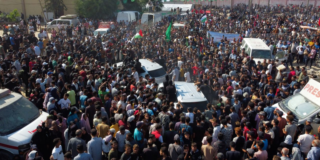 Palestinians cheer as freed prisoners begin to arrive under ceasefire deal 
