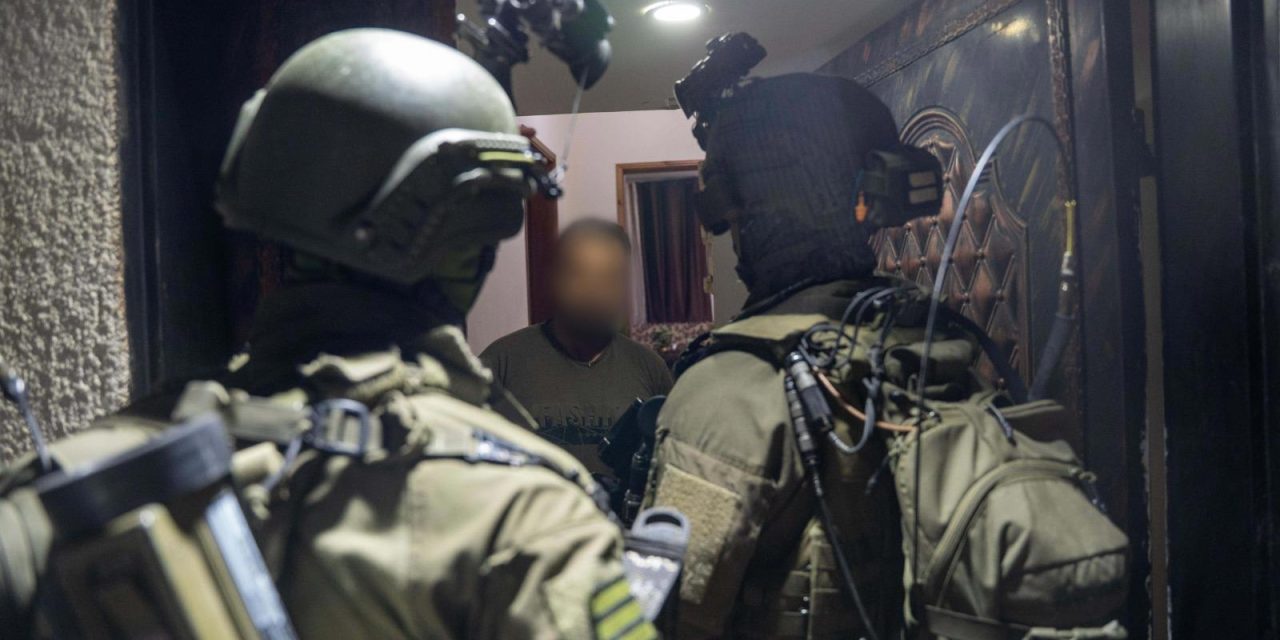 Two soldiers injured after IED thrown at them in West Bank