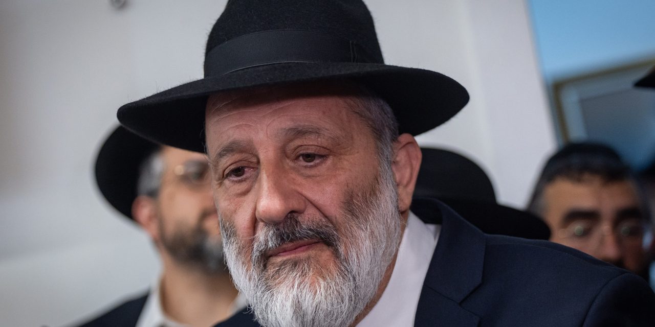 Far-right Shas quits its coalition positions, demands regulation around Haredi draft law