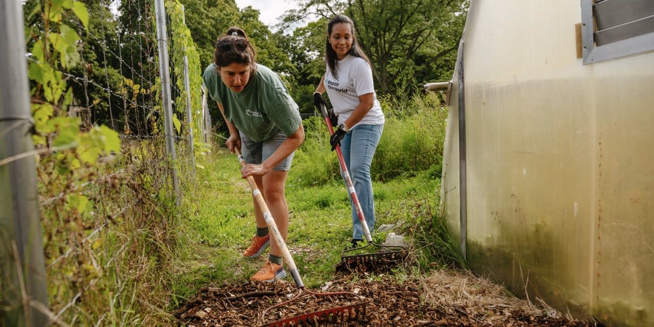 Jewish tradition, hands-on acts of service, show the power of volunteering – opinion