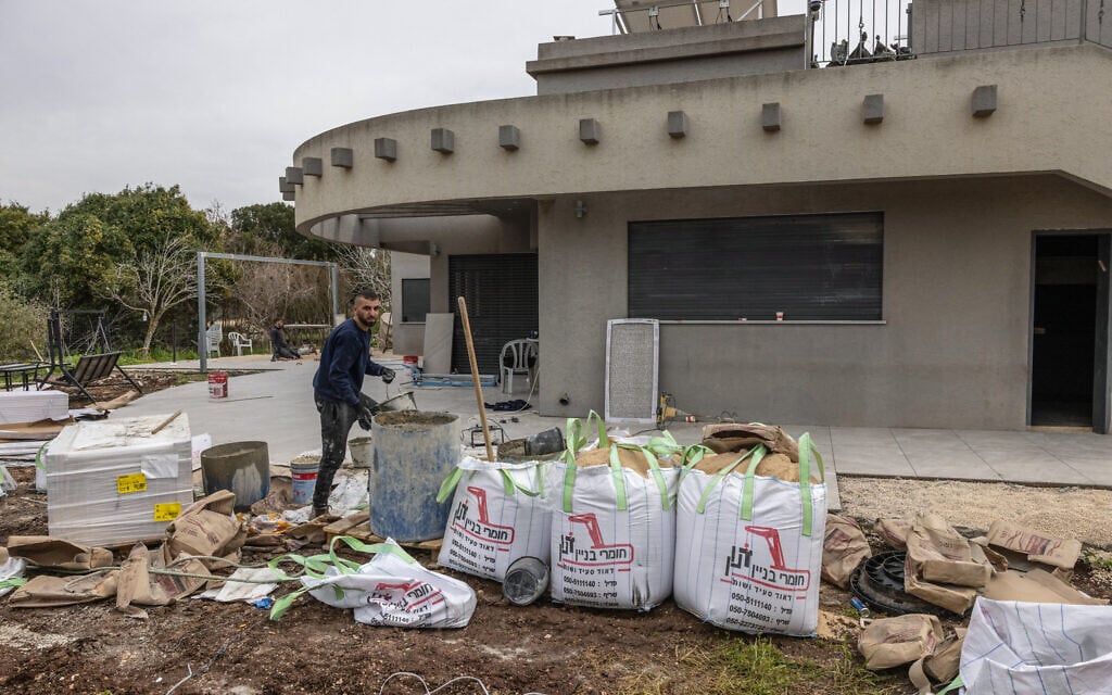 Plans underway to merge staff overseeing recovery of towns bordering Gaza, Lebanon