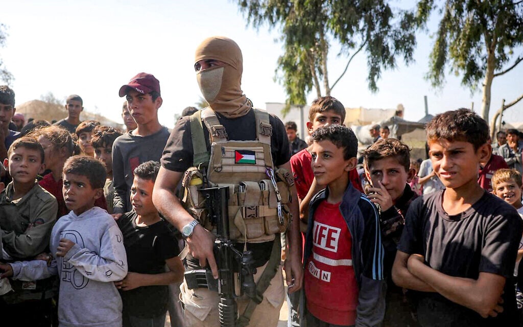 ‘All hell breaks loose’ if Hamas refuses to disarm, Netanyahu tells US media