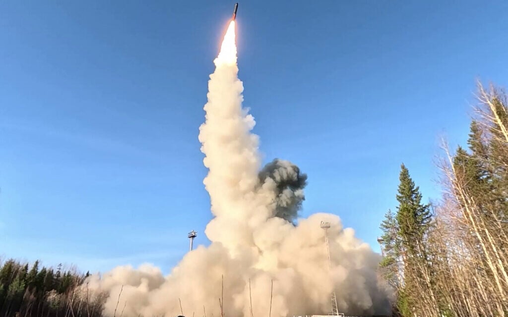 Putin claims Russia successfully tested new nuclear-powered cruise missile