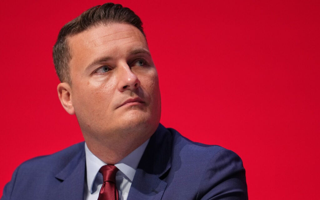 UK minister: Health service ‘failing to protect Jewish patients from racist doctors’