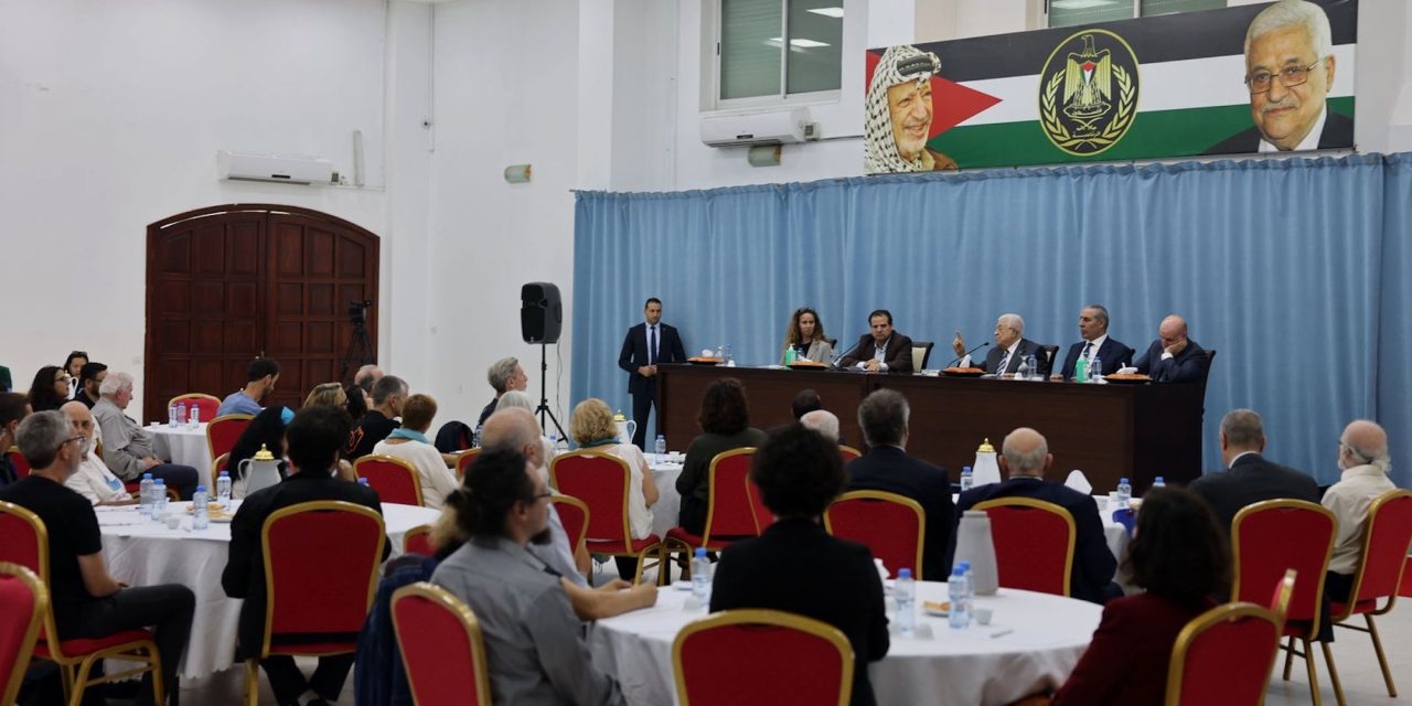 Squeezed out in Gaza, PA’s Abbas embraces Israeli peace activists in Ramallah