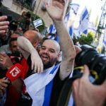 Freed hostages Eitan Horn and Nimrod Cohen leave hospital, return home to hero’s welcome