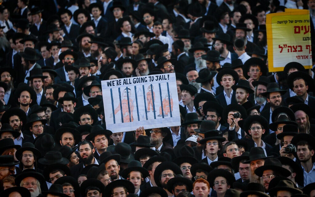 Ultra-Orthodox plan massive anti-draft rally at entrance to Jerusalem on Thursday