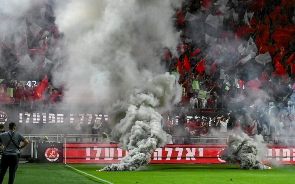 Anger as police video equates Hapoel Tel Aviv fans to Palestinian rioters
