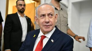 Justice minister pushes for law to cancel Netanyahu hearings as Likud seeks to end corruption trial