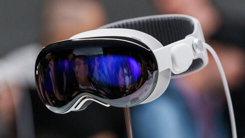 Are real-time translators the next doomed trend in tech wearables?