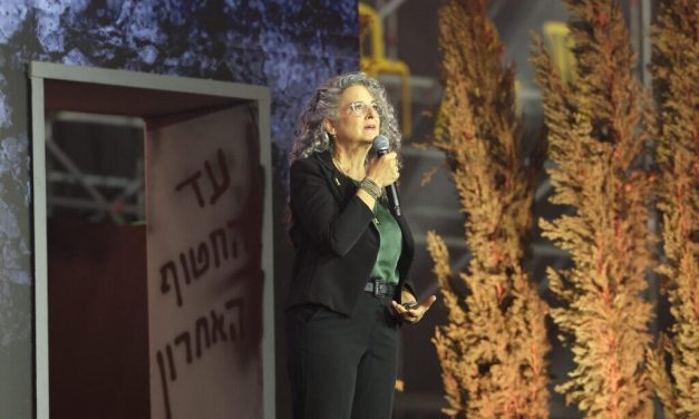 Israelis struggle to mark grief, but feel joy as October 7 and Sukkot coincide