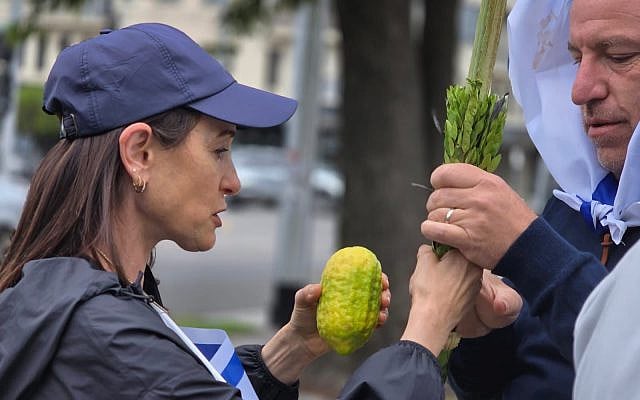 Sori Block | One Mitzvah Can Change the World: מצוה גוררת מצוה!