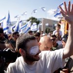 Freed hostage Alon Ohel plays piano on Israeli sketch comedy show ‘Eretz Nehederet’