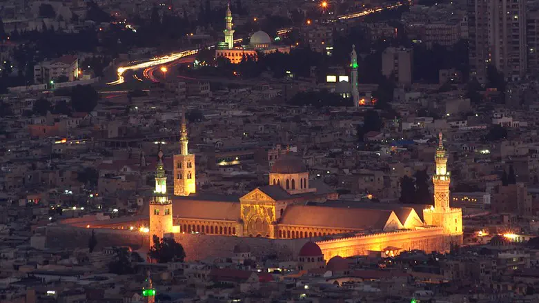 Explosion rocks Damascus neighborhood, woman injured