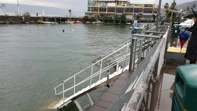 Desalinated water begins flowing to Kinneret