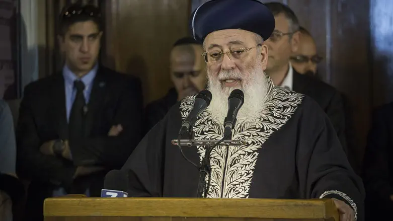 Rabbi Amar: ‘We are already in the days of Moshiach’
