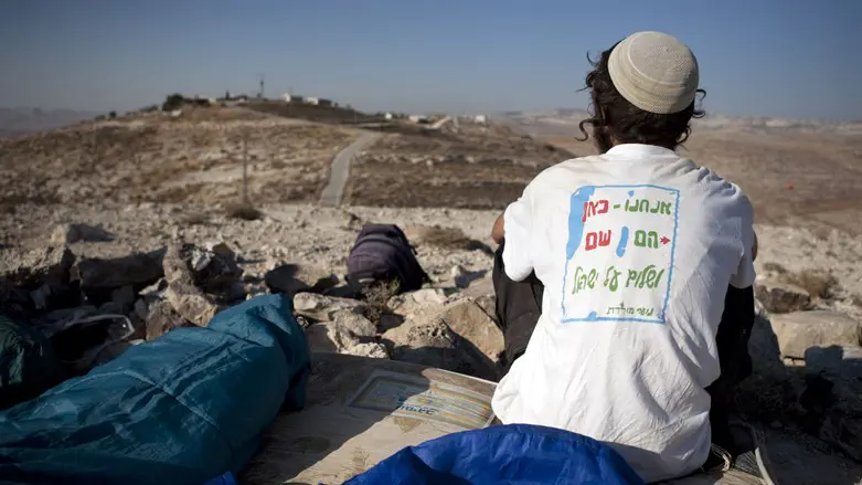 Ministers hold special debate on the Hilltop Youth