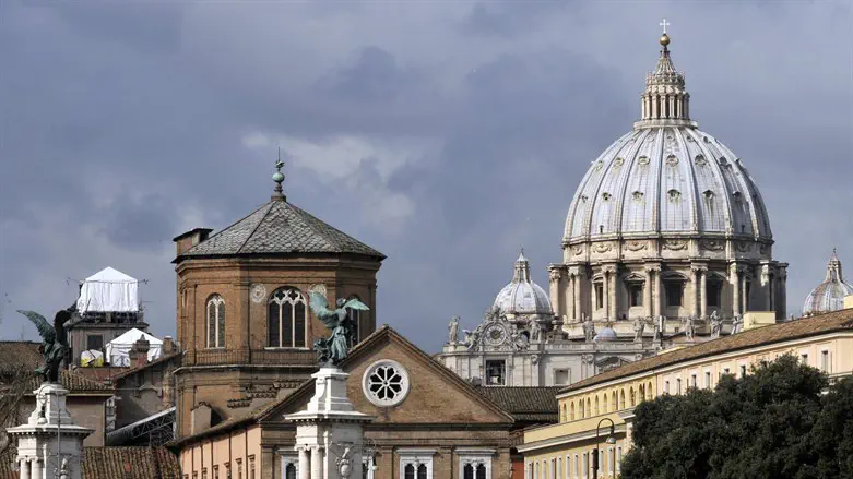 Vatican probes guard after Jewish women report antisemitic abuse