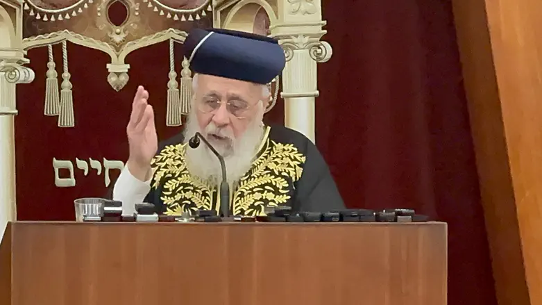 Chief Rabbi Yosef condemns attack on MK Ben-Tzur