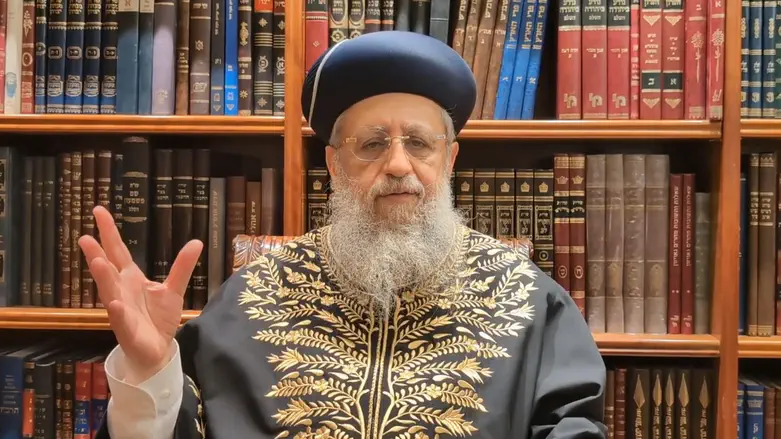 Chief Rabbi: ‘Hitting one’s wife is a gentile act’