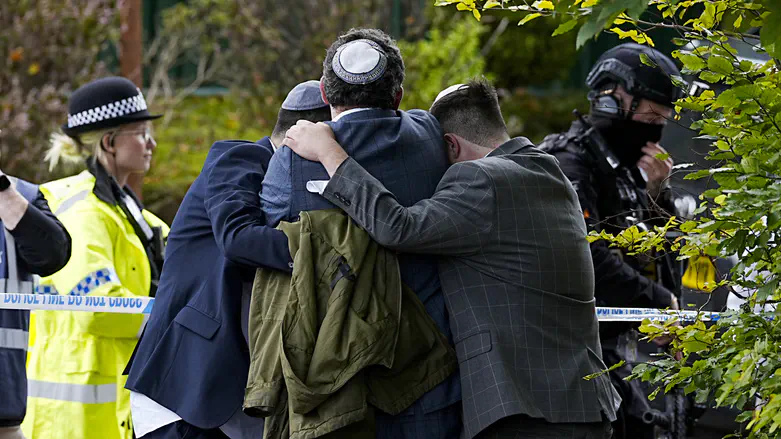 Manchester attack hero: UK Jews ‘no longer feel safe’