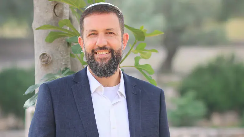 Blow to Chief Rabbinate, victory for Tzohar