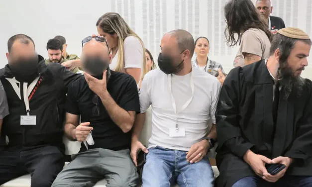 Military Court: Legal proceedings against Force 100 troops suspended