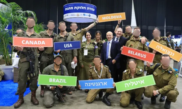 Israel honors lone soldiers with support and services